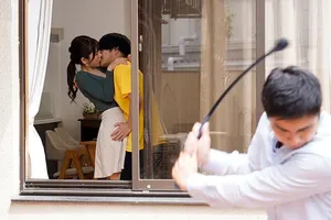 Phơi Lỗ lồn chờ anh người yêu đến thì bất ngờ anh kế về sớm trông thấy