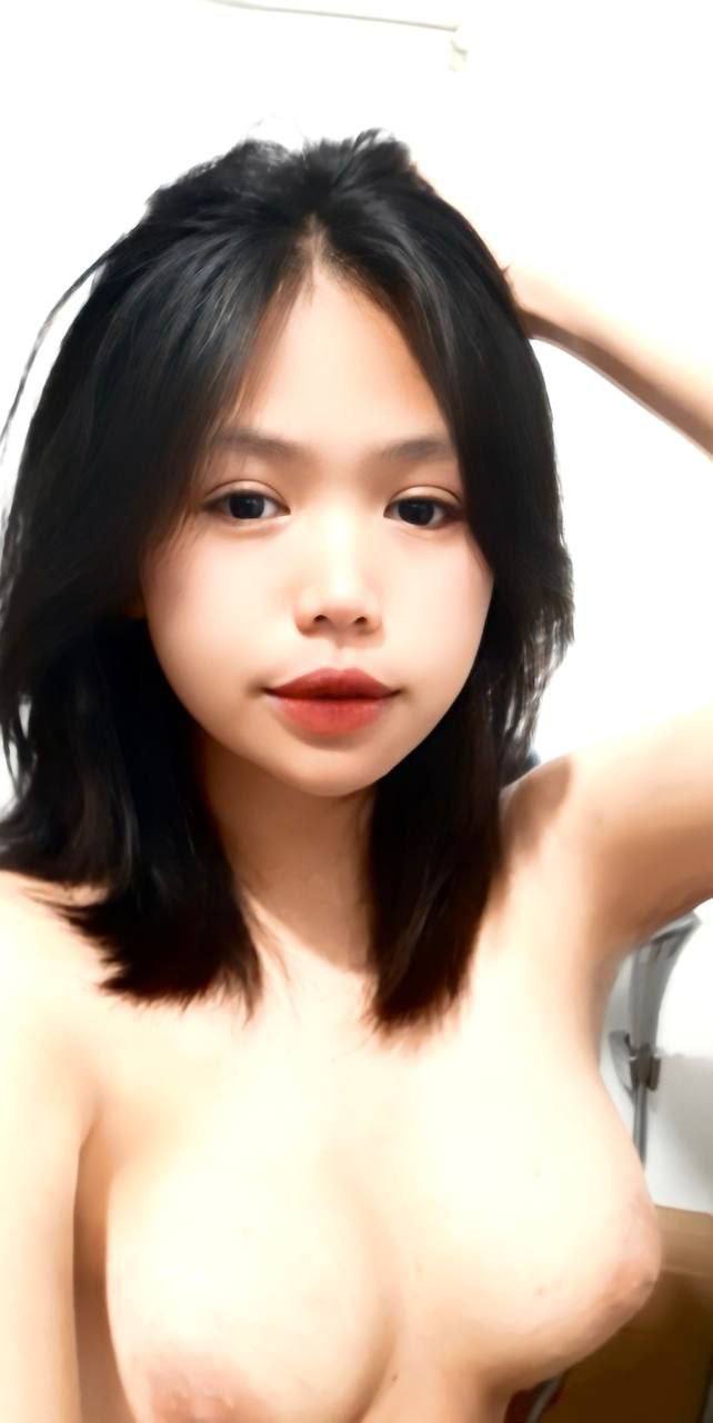 Trai tân buồi dài địt cùng lúc hai em gái ngành cực dâm